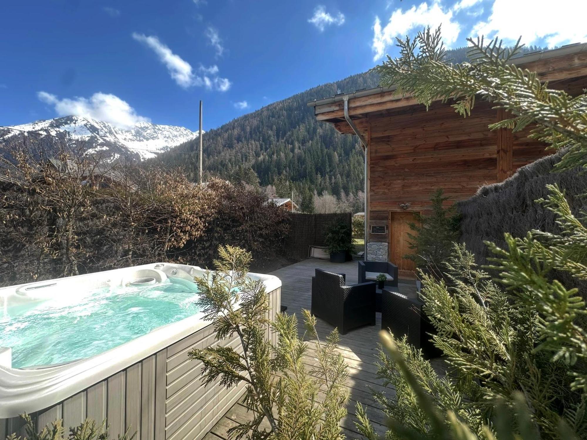 Chalet Le Petit Nicolas, Jacuzzi, Vue Mont Blanc Chamonix Exteriér fotografie